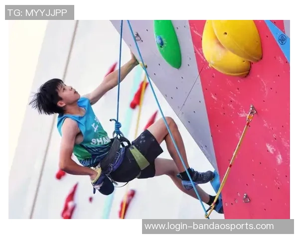 实时新闻南京攀岩队创新阵地战术探索助力竞技水平提升与团队协作发展